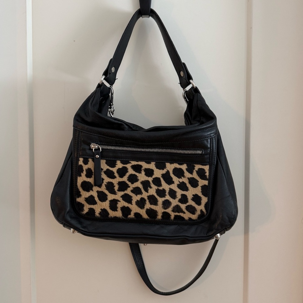 Italian Leather Leopard Print Shoulder Bag - Picture 2 of 5